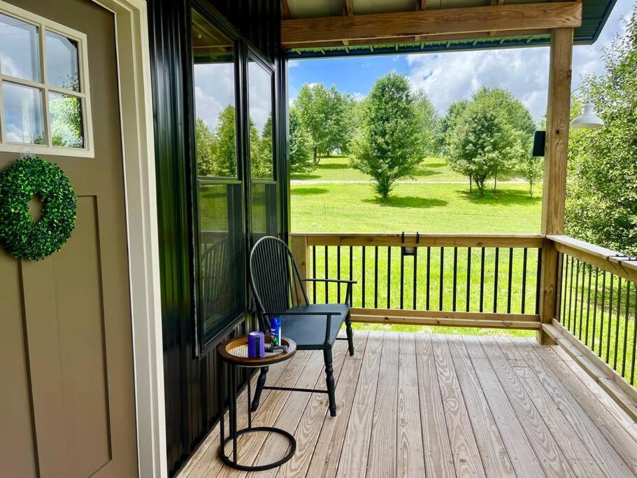#4 Kentucky Bourbon Trail Bourbon Barrel Cottages 로렌스버그 외부 사진